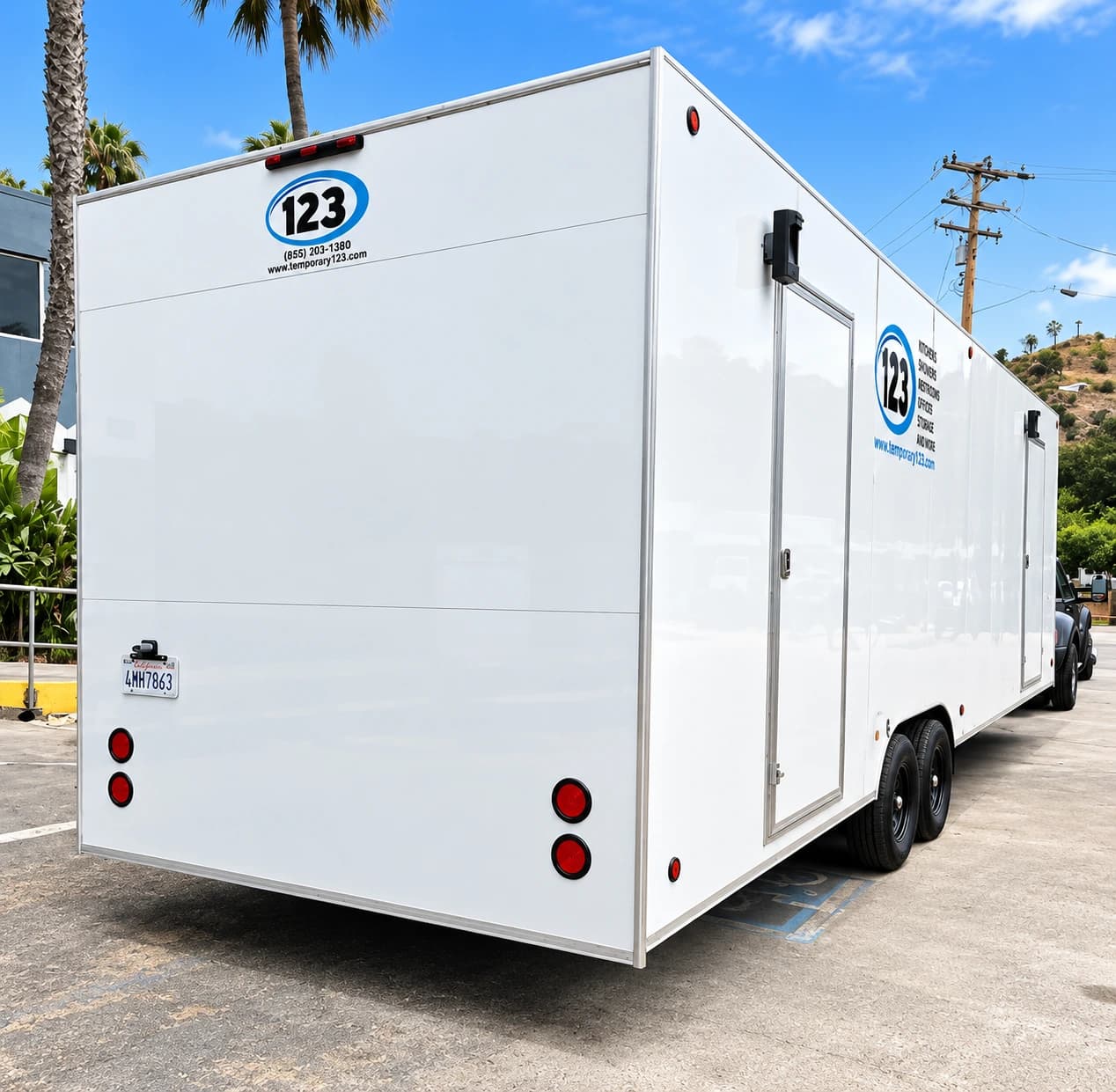 mobile conveyor trailer rental
